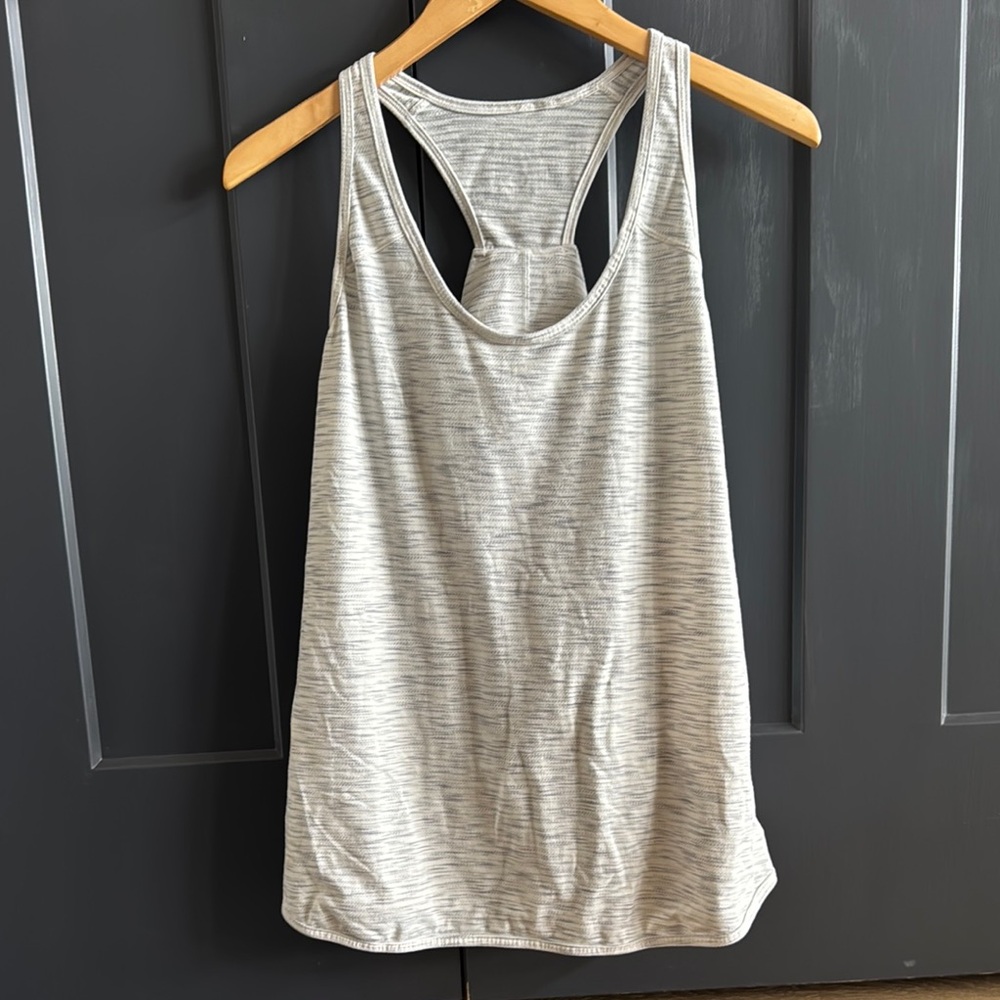 Lululemon Athletica Gray Sleeveless Relaxed Tank Top